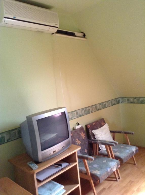 ホテル Fonix Fogado レンティ 部屋 写真