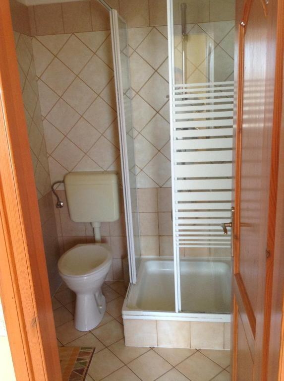 ホテル Fonix Fogado レンティ 部屋 写真